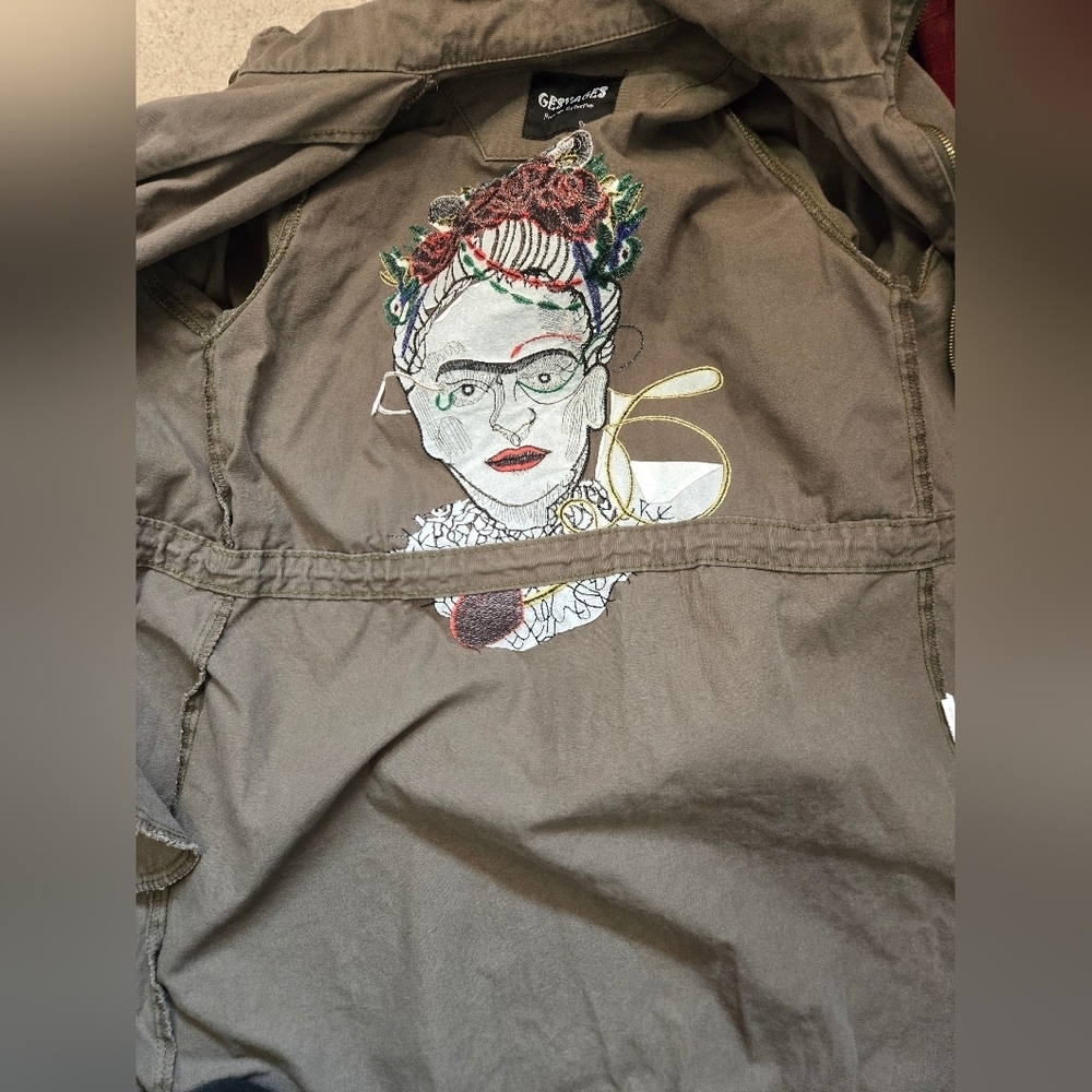 GESVAGES Premium Collection Frida Kahlo Embroidered Olive Green Jacket. Size Med - Picture 11 of 15